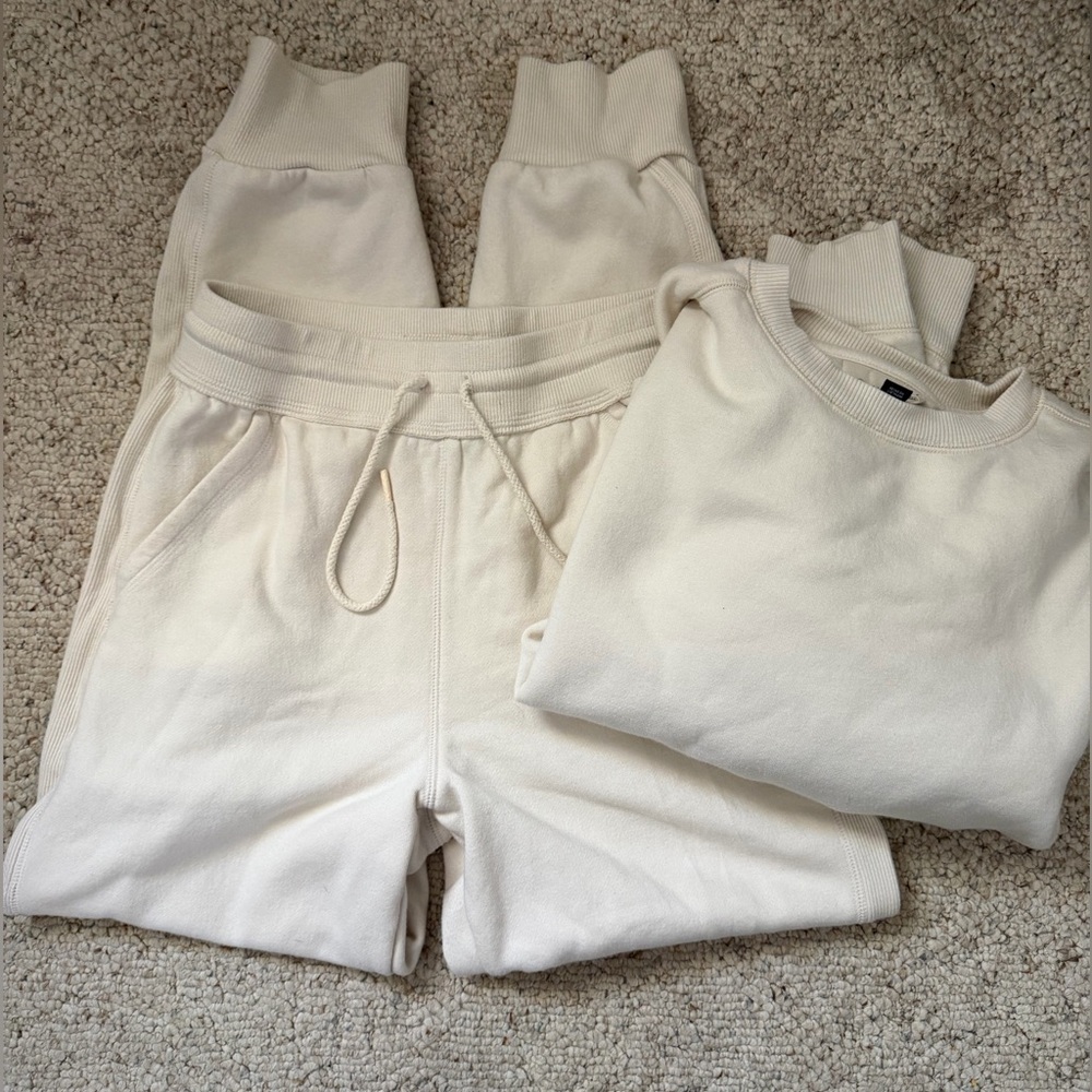 Universal Thread Cream Sweat Set - Picture 4 of 4
